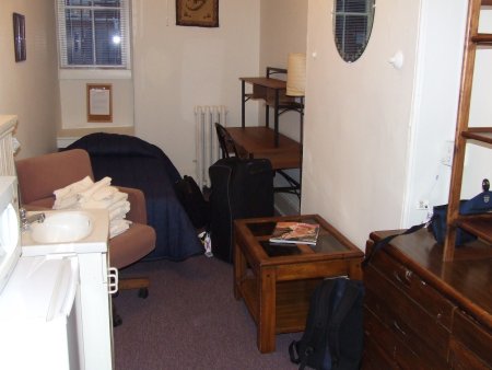 apt2712.jpg (26091 Byte)